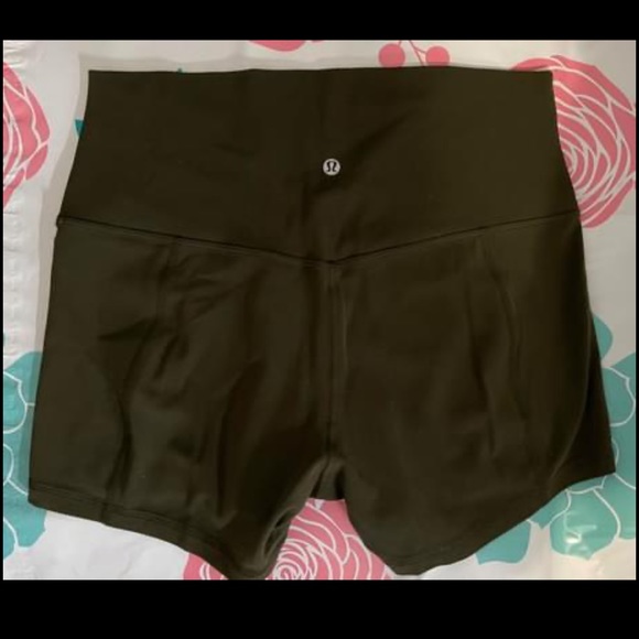 Align 4 inch short dark olive NWOT - Picture 2 of 2